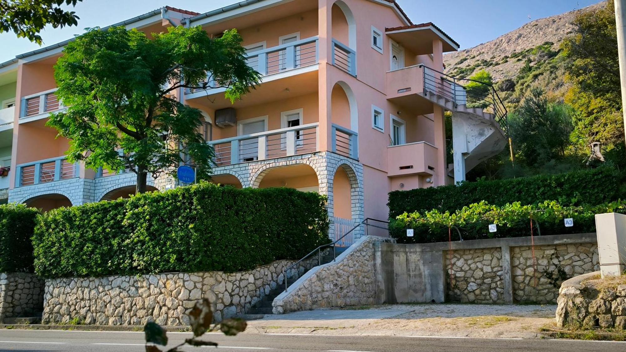 Apartments Andelina Паг Экстерьер фото