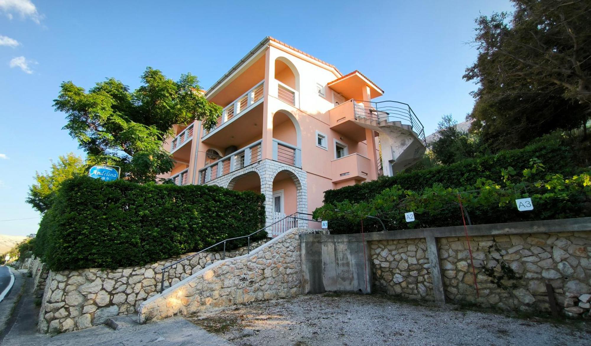 Apartments Andelina Паг Экстерьер фото